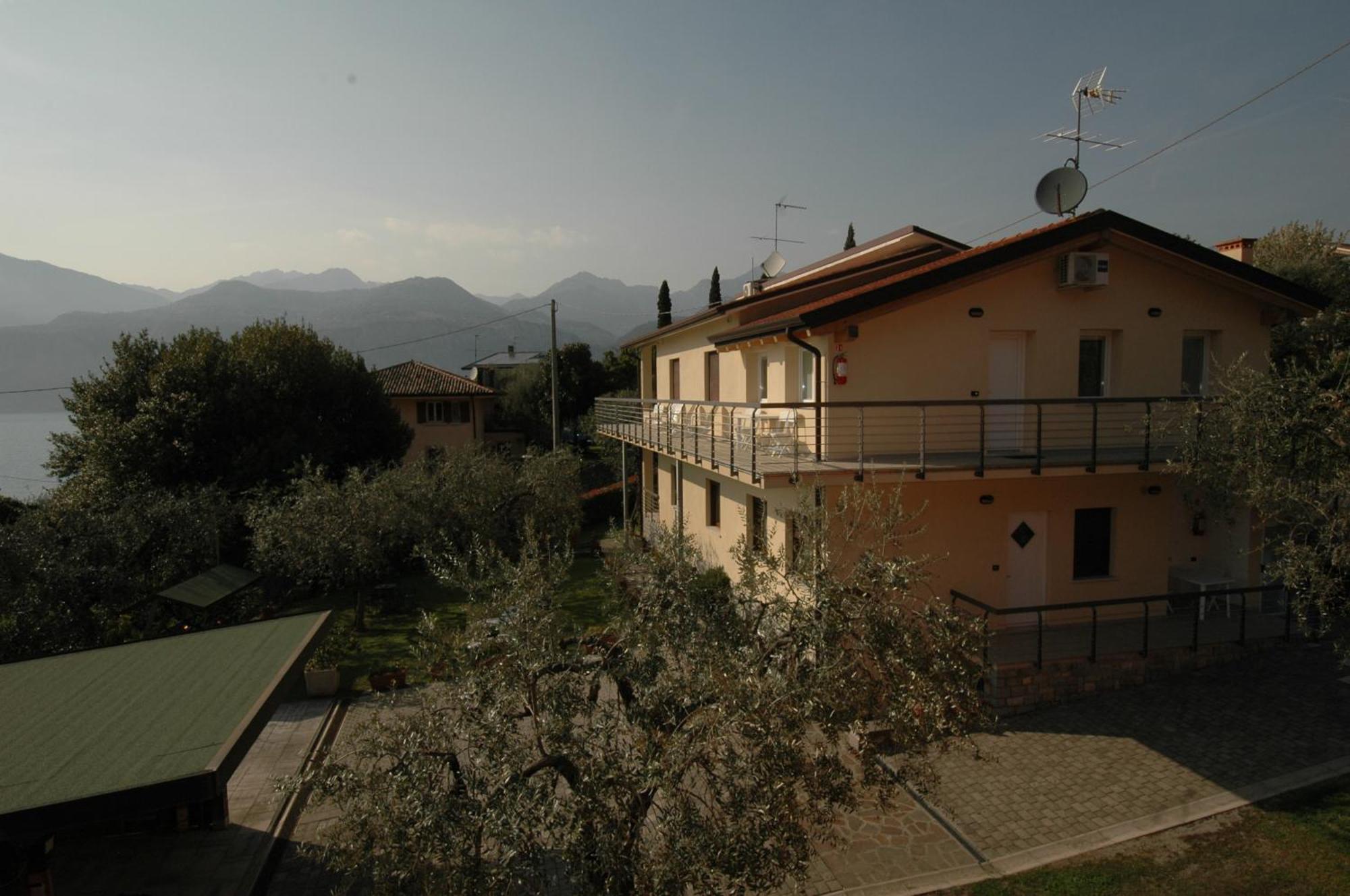 La Corte Di Magu Malcesine Bagian luar foto