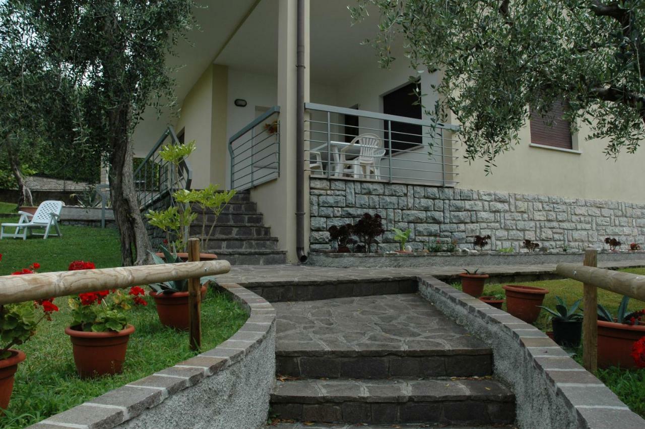 La Corte Di Magu Malcesine Bagian luar foto